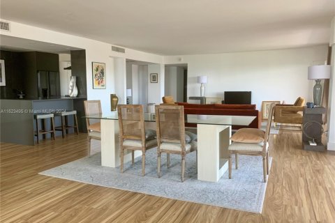 Copropriété à vendre à Miami, Floride: 2 chambres, 215.53 m2 № 1926641 - photo 8