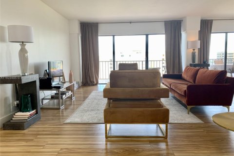 Copropriété à vendre à Miami, Floride: 2 chambres, 215.53 m2 № 1926641 - photo 5