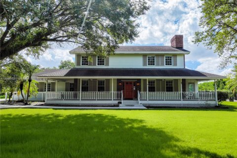 Commercial property in Homestead, Florida № 2019157 - photo 7