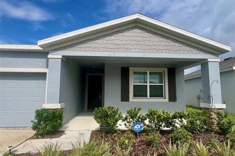 House in Winter Haven, Florida 4 bedrooms, 194.44 sq.m. № 1917089 - photo 3