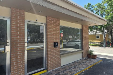 Commercial property in Kissimmee, Florida 142.14 sq.m. № 2166685 - photo 11