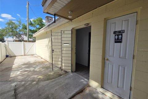 Commercial property in Kissimmee, Florida 142.14 sq.m. № 2166685 - photo 24