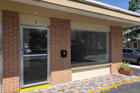 Commercial property in Kissimmee, Florida 142.14 sq.m. № 2166685 - photo 6