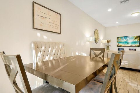 Adosado en venta en Orlando, Florida, 3 dormitorios, 159.51 m2 № 1537253 - foto 13