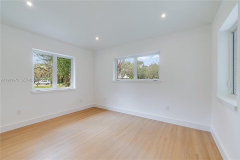 Villa ou maison à louer à Pinecrest, Floride: 4 chambres, 179.95 m2 № 2025363 - photo 20