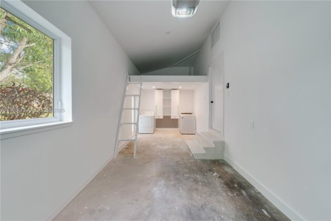 Villa ou maison à louer à Pinecrest, Floride: 4 chambres, 179.95 m2 № 2025363 - photo 24