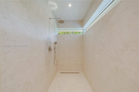 Villa ou maison à louer à Pinecrest, Floride: 4 chambres, 179.95 m2 № 2025363 - photo 16