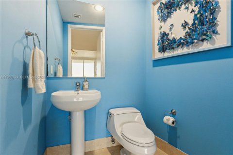 Condominio en alquiler en Sunny Isles Beach, Florida, 2 dormitorios, 125.23 m2 № 2030631 - foto 10