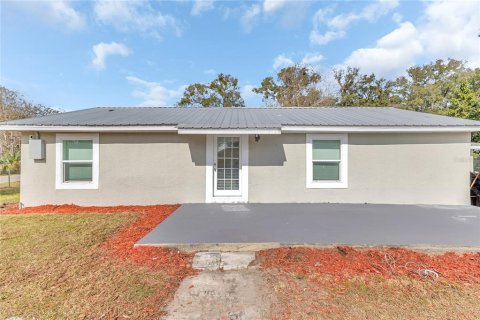 House in Apopka, Florida 3 bedrooms, 93.65 sq.m. № 1854465 - photo 1