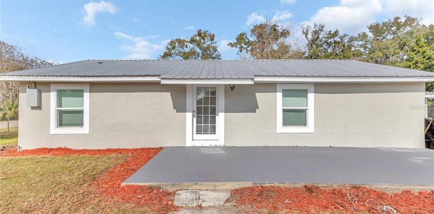 House in Apopka, Florida 3 bedrooms, 93.65 sq.m. № 1854465