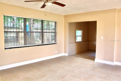 House in Daytona Beach, Florida 3 bedrooms, 99.5 sq.m. № 1771861 - photo 4