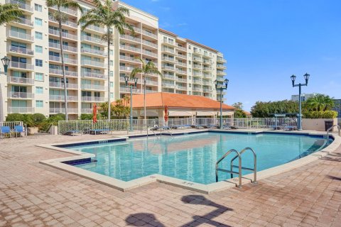 Condo in Fort Lauderdale, Florida, 1 bedroom  № 2187628 - photo 2