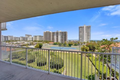 Condo in Fort Lauderdale, Florida, 1 bedroom  № 2187628 - photo 30