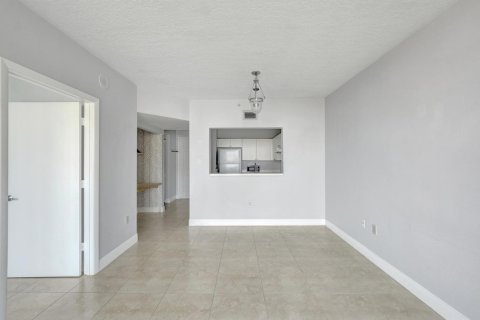 Condo in Fort Lauderdale, Florida, 1 bedroom  № 2187628 - photo 24