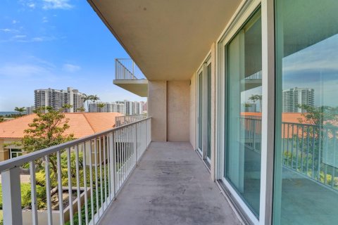 Condo in Fort Lauderdale, Florida, 1 bedroom  № 2187628 - photo 27
