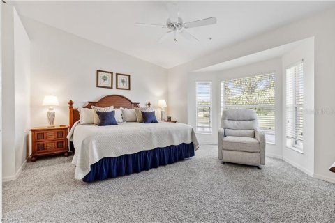 Condo in Fort Myers, Florida, 2 bedrooms  № 2231195 - photo 18
