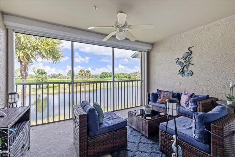 Condo in Fort Myers, Florida, 2 bedrooms  № 2231195 - photo 25