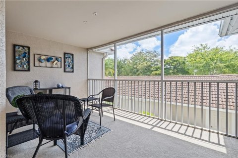 Condo in Fort Myers, Florida, 2 bedrooms  № 2231195 - photo 2