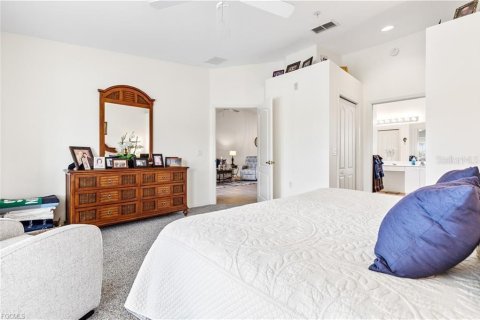 Condo in Fort Myers, Florida, 2 bedrooms  № 2231195 - photo 19