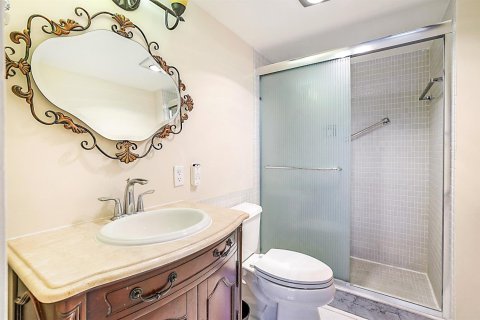 Condo in Boca Raton, Florida, 2 bedrooms № 2078421 - photo 26