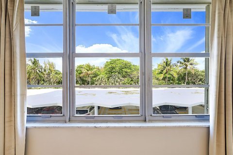 Condo in Boca Raton, Florida, 2 bedrooms № 2078421 - photo 25
