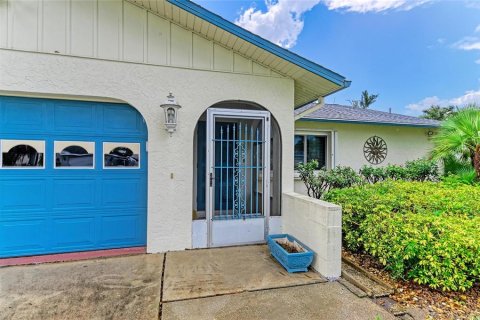 Снять в аренду виллу или дом в Венеция, Флорида 7 комнат, 171.87м2, № 1914716 - фото 4