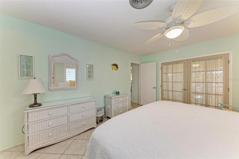 Снять в аренду виллу или дом в Венеция, Флорида 7 комнат, 171.87м2, № 1914716 - фото 26