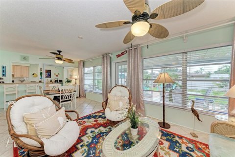 Снять в аренду виллу или дом в Венеция, Флорида 7 комнат, 171.87м2, № 1914716 - фото 23