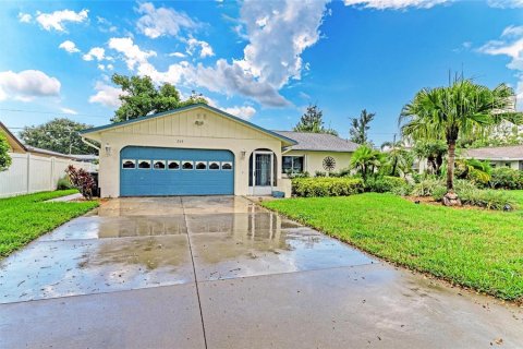 Снять в аренду виллу или дом в Венеция, Флорида 7 комнат, 171.87м2, № 1914716 - фото 3