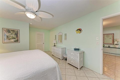 Снять в аренду виллу или дом в Венеция, Флорида 7 комнат, 171.87м2, № 1914716 - фото 25