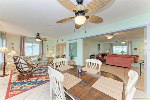 Снять в аренду виллу или дом в Венеция, Флорида 7 комнат, 171.87м2, № 1914716 - фото 19