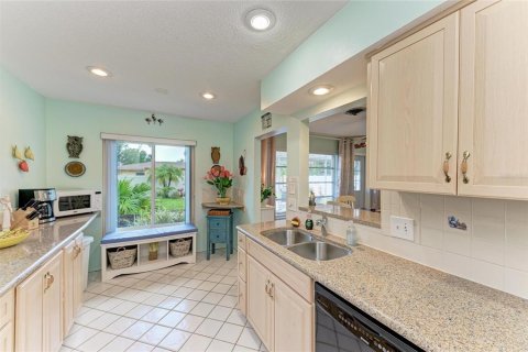 Снять в аренду виллу или дом в Венеция, Флорида 7 комнат, 171.87м2, № 1914716 - фото 16