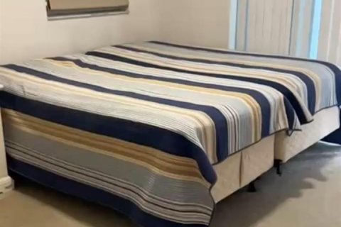 Condo in North Miami Beach, Florida, 3 bedrooms № 2082273 - photo 14