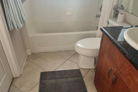 Condo in North Miami Beach, Florida, 3 bedrooms № 2082273 - photo 15