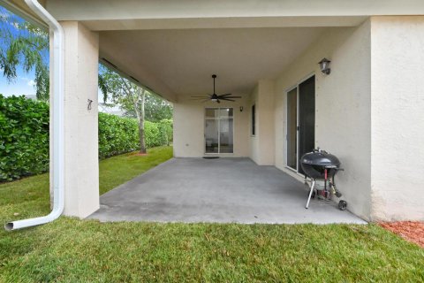Villa ou maison à vendre à West Palm Beach, Floride: 3 chambres, 183.2 m2 № 2432508 - photo 23