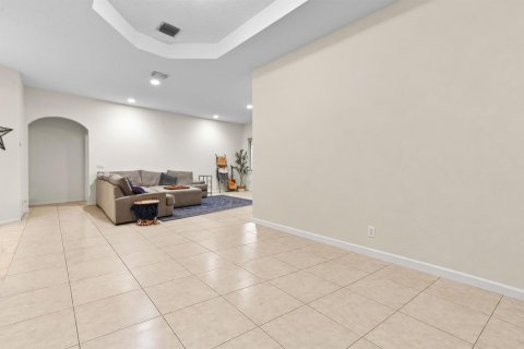 Villa ou maison à vendre à West Palm Beach, Floride: 3 chambres, 183.2 m2 № 2432508 - photo 5