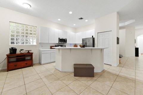 Villa ou maison à vendre à West Palm Beach, Floride: 3 chambres, 183.2 m2 № 2432508 - photo 10