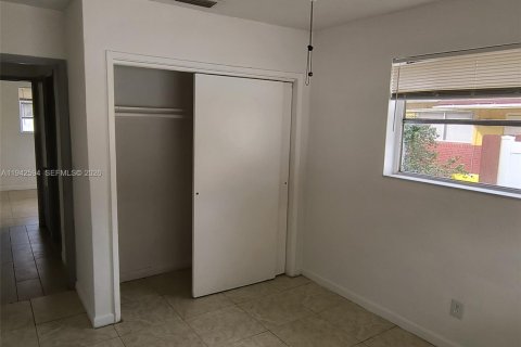 Dúplex en alquiler en Dania Beach, Florida, 2 dormitorios, 67.35 m2 № 2002500 - foto 8