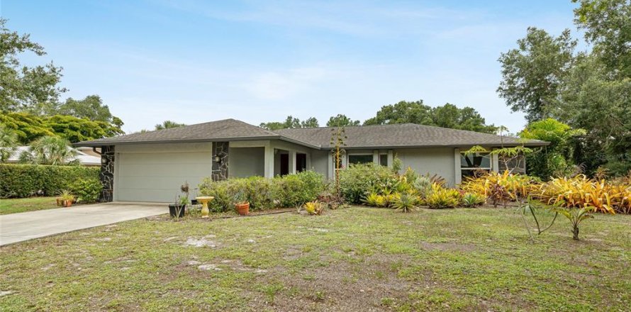 Villa ou maison à Sarasota, Floride 3 chambres, 139.63 m2 № 2107604