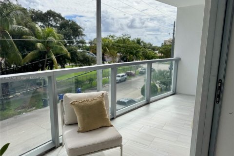 Copropriété à louer à North Miami Beach, Floride: 2 chambres, 101.91 m2 № 1927574 - photo 18