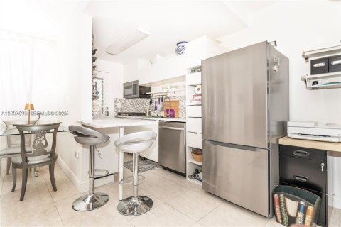 Apartamento en alquiler en Miami Beach, Florida, 1 dormitorio, 54.81 m2 № 2075223 - foto 12