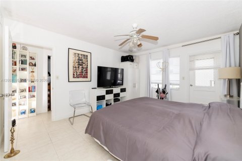 Apartamento en alquiler en Miami Beach, Florida, 1 dormitorio, 54.81 m2 № 2075223 - foto 5