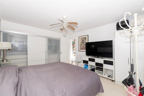 Apartamento en alquiler en Miami Beach, Florida, 1 dormitorio, 54.81 m2 № 2075223 - foto 6