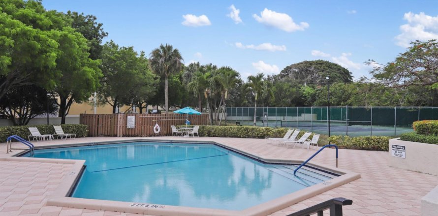 Condo in Boca Raton, Florida, 2 bedrooms № 1178319