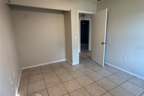 Villa ou maison à louer à Deltona, Floride: 3 chambres, 107.4 m2 № 1918489 - photo 6