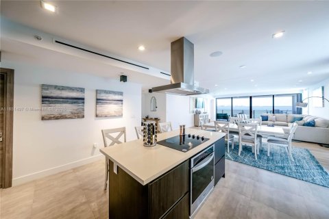 Condo in Miami Beach, Florida, 3 bedrooms  № 1857517 - photo 13