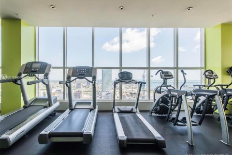 Снять в аренду кондоминиум в Майами, Флорида 1 спальня, 60.48м2, № 1964490 - фото 27