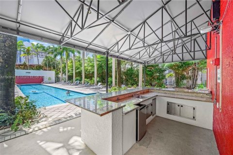 Снять в аренду кондоминиум в Майами, Флорида 1 спальня, 60.48м2, № 1964490 - фото 30