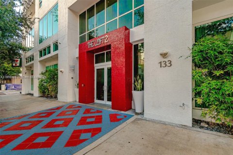 Снять в аренду кондоминиум в Майами, Флорида 1 спальня, 60.48м2, № 1964490 - фото 24