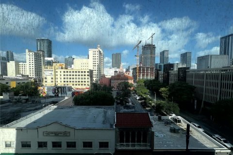 Снять в аренду кондоминиум в Майами, Флорида 1 спальня, 60.48м2, № 1964490 - фото 13